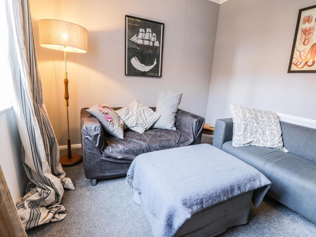 1 Burns Yard Apartment *